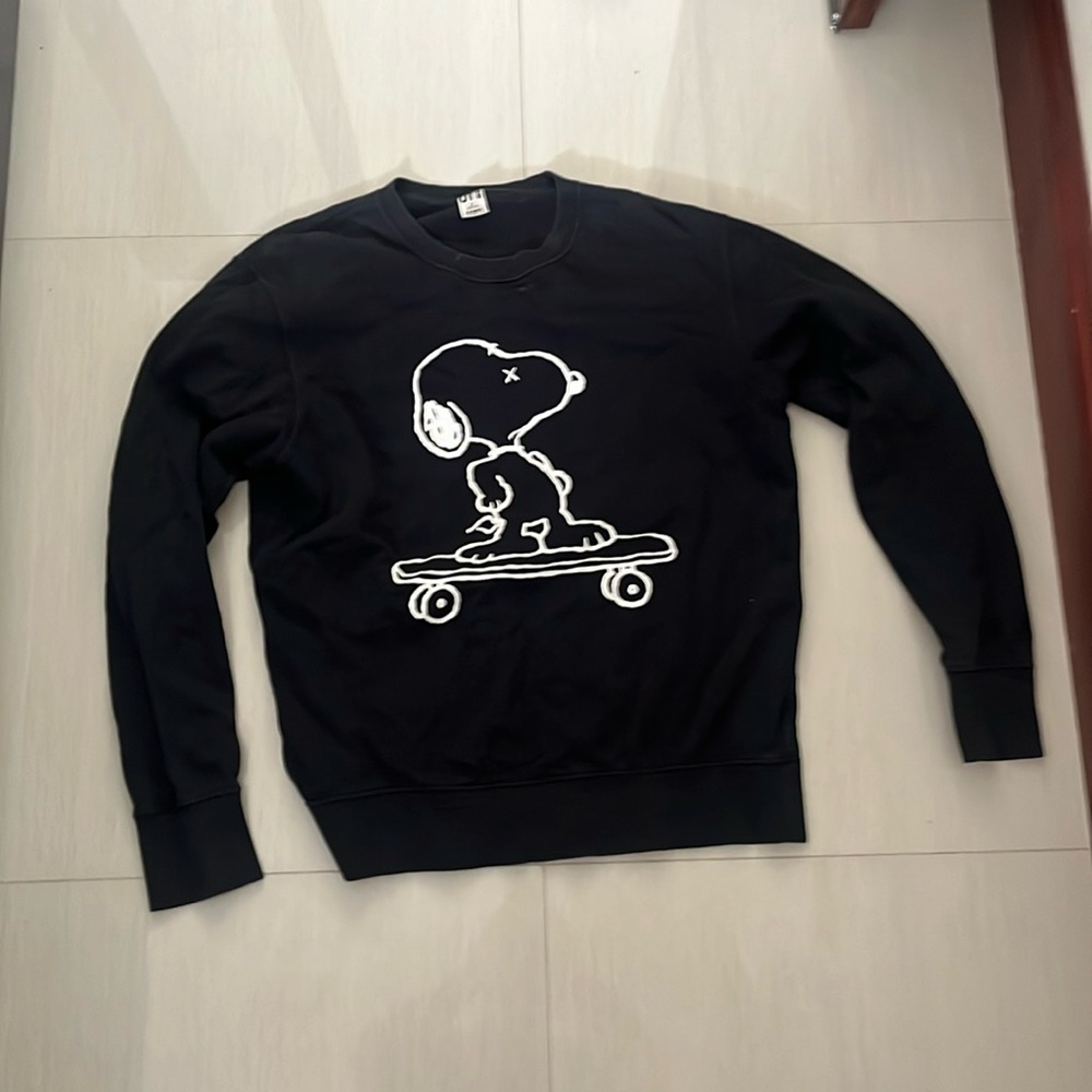SNOOPY UNIQLO / MEDIUM / BLACK / SWEATER / CREWNECK